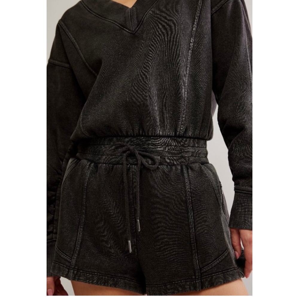 Free People Movement Intercept V-Neck Romper NWT Washed Black Sz M Athleisure - Picture 4 of 16